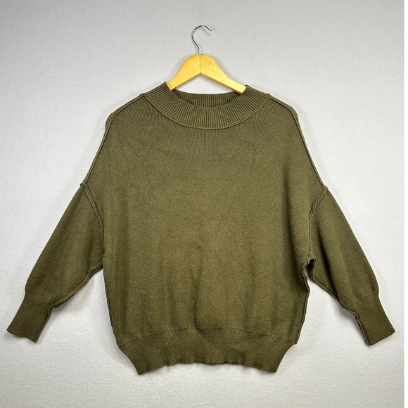 Zesica Olive Green Mock Neck Dolman Sleeve Knit Sweater Top Size S - Picture 1 of 9